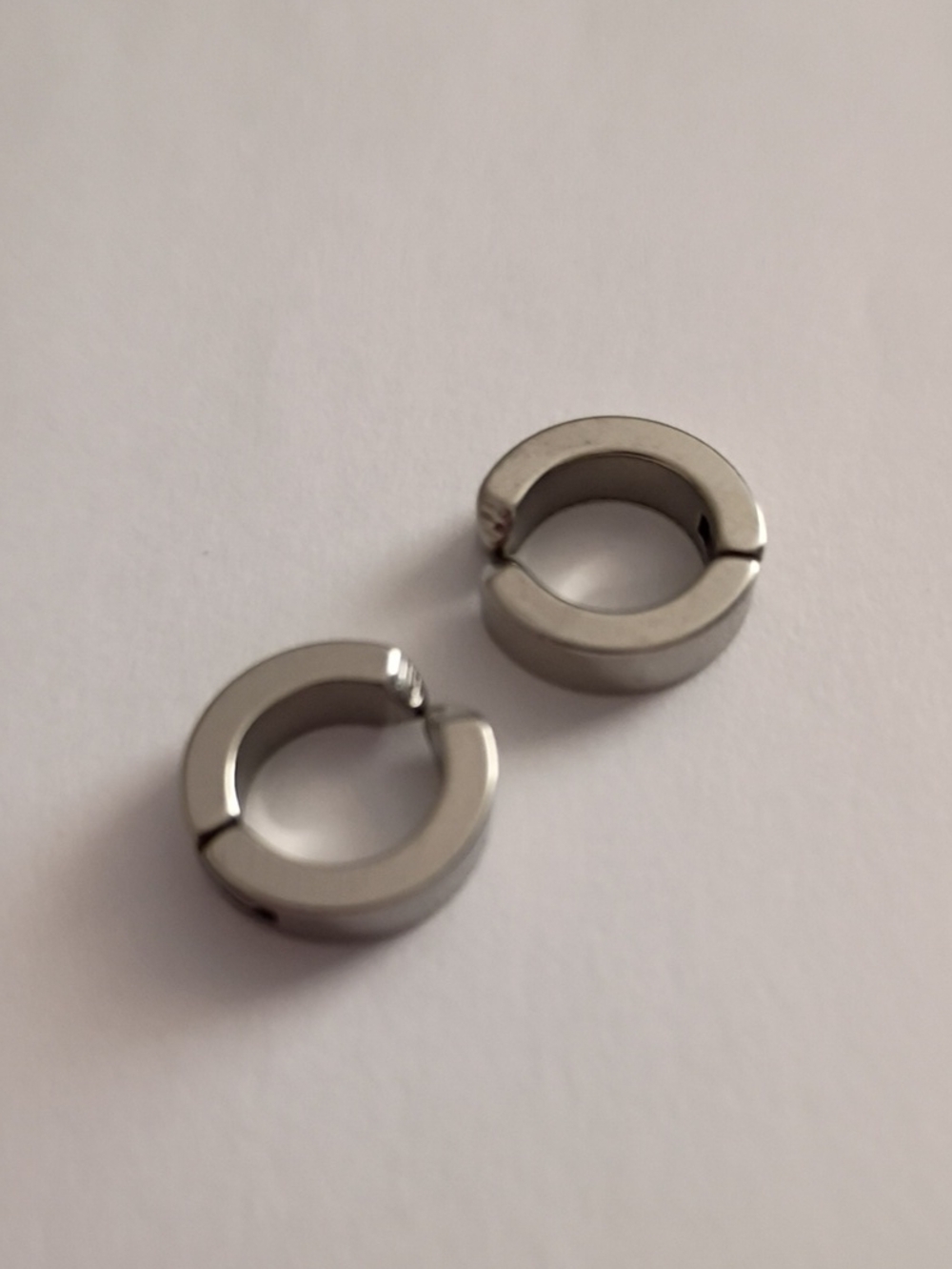 Polished Silver Men's Huggie Hoop Earrings - Minimalist Style